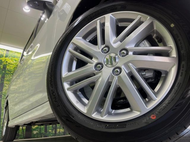 �O�ςɃ}�b�`���������A���~�z�C�[���𑕒����Ă���܂��B�e��ЊO�A���~�z�C�[����A�X�^�b�h���X�^�C�����戵�����Ă���܂��B���񂲑��k����������