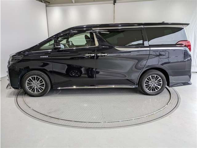 アルファードハイブリッド 2.5 エグゼクティブ ラウンジ S E-Four 4WD