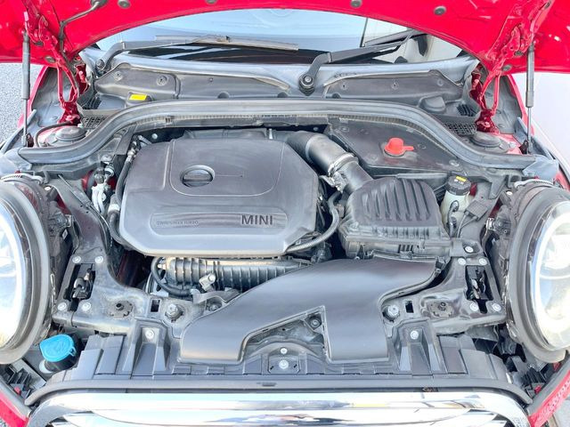 �����X�ł́A�e���[�J�[�̐�p�f�f�e�X�^�[�𓱓��B���Ǝ��i�����e�N�j�J���X�^�b�t���풓���Ă���܂��̂ŁA������̍ۂɂ����S���Ă����p���������܂��B