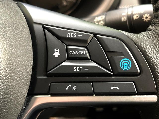 �y�v���p�C���b�g�z�������H�ł̒��������s���y��!!�a�؎��Ə��񑖍s�̃V�[���ŁA�A�N�Z���E�u���[�L�E�X�e�A�����O�������Ő��䂵�A�������^�]�̕��S���y�����Ă���܂���