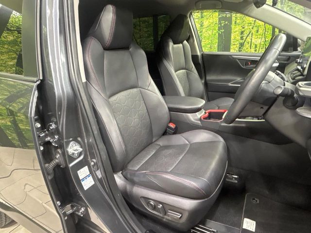 �y���烌�U�[�V�[�g�z����̂ӂ���肪�e�ՂŃ����e�i���X�����ȒP�ȁA�@�\���ɗD��鍇����v���̗p�����㎿�ȃV�[�g�ł��B����S�n���悭�A���������ӂ��S�n�ǂ��ԓ���Ԃ����o���Ă���܂��B