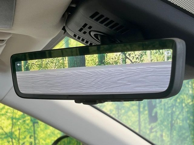 �y�f�W�^���C���i�[�~���[�z��Ȃ̑傫�ȉו��⓯��҂Ō�����m�F���Â炢���ł����S!�J�������B�e�����ԗ�����̉f�������[���~���[���ɕ\���B�N���A�Ȏ��E�ŏ󋵂̊m�F���\�ł�!