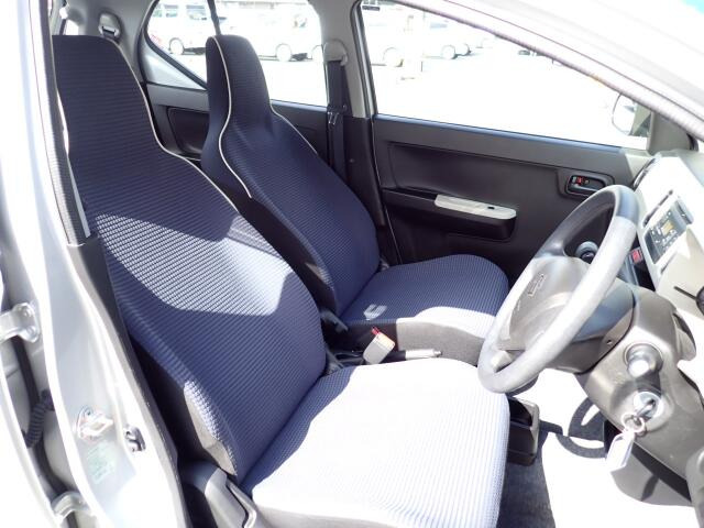 �t�����g�V�[�g�A��ԗǍD�ň��S�ł��B�傫�ȉ�����Ȃ����S�ł�