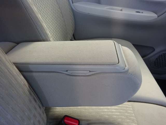 �V�[�g������H�v����^�]�肪�g���Ղ��悤�Ƀf�U�C������Ă��܂��B