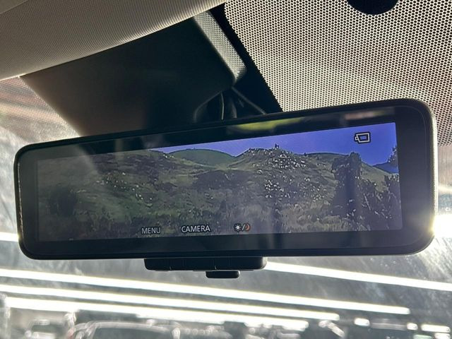 �y�C���e���W�F���g���[���~���[�z��Ȃ̑傫�ȉו��⓯��҂Ō�����m�F���Â炢���ł����S!�J�������B�e�����ԗ�����̉f�������[���~���[���ɕ\���B�N���A�Ȏ��E�ŏ󋵂̊m�F���\�ł�!