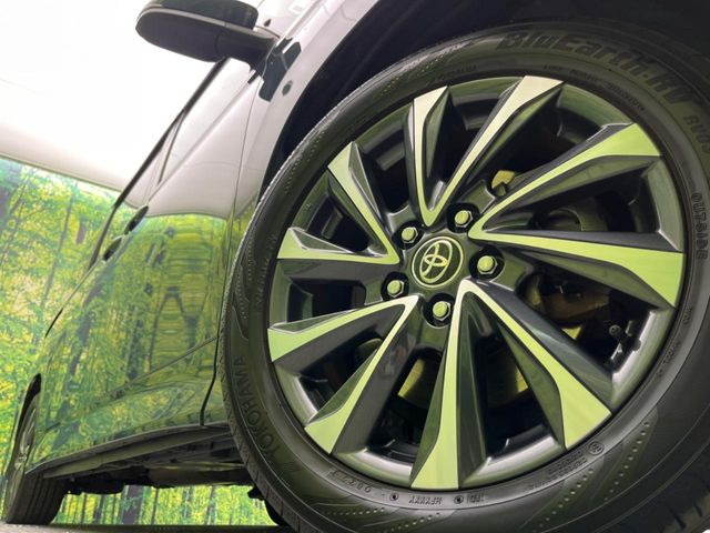 �y����17�C���`�A���~�z�C�[���z�O�ςɃ}�b�`���������A���~�z�C�[���𑕒����Ă���܂��B�e��ЊO�A���~�z�C�[����A�X�^�b�h���X�^�C�����戵�����Ă���܂��B���񂲑��k����������