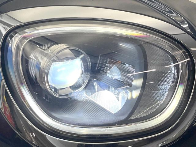 ��LED�w�b�h���C�g:��ԑ��s�����ǍD�Ȏ��E���m�ۂ����S���ĉ^�]�ł��鍂�P�xLED�w�b�h���C�g�𑕔�!�_�����x�������A����d�͂��}�����Ă��܂��B