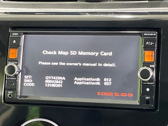 �y�����i�r�z�l�C�̏����i�r�𑕔����Ă���܂��B�i�r�̎g���₷���͂������A�I�[�f�B�I�@�\���[��!�L�����v�◷�s�͂������A�ʋ΂┃�����ȂǕ��i�̃h���C�u���y�����Ȃ�͂���