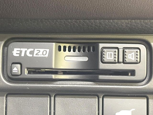 【ETC】高速道路の料金所をストレスなく通過!話題のスポットやサービスエリアに多い「スマートIC」利用時は必須のアイテムです。当店でセットアップを実施、ご納車当日からすぐにご利用いただけます!