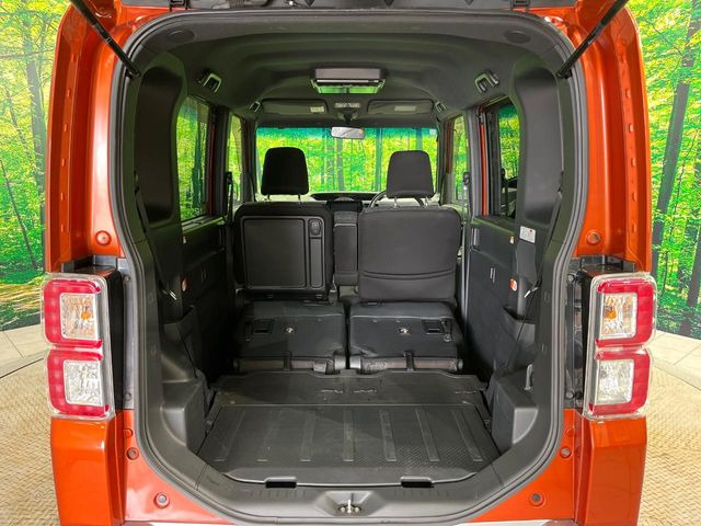 ���i�̂���������ʋ΁A���}���ɏ\���ȉ׎��X�y�[�X���m�ۂ��Ă���܂��B�Z�J���h�V�[�g��|���ƁA�傫�ȉו��̐ύڂ��\�ł���