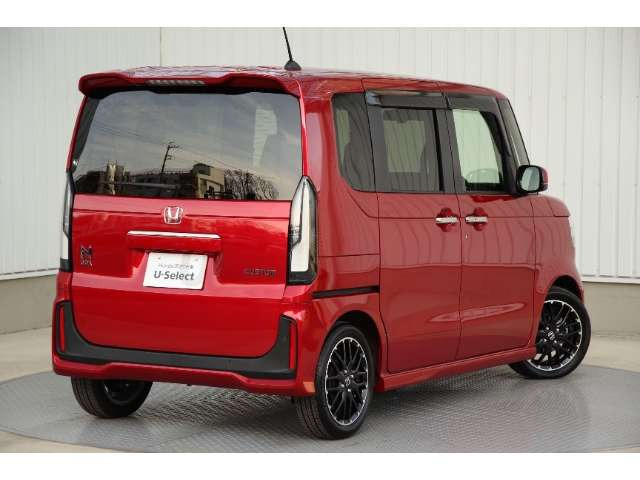 N-BOXカスタムターボ コーディネートスタイル モノトーン