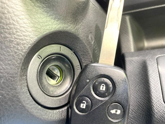 �y�L�[���X�z�������ꂽ�ꏊ����ł��{�^����Ńh�A�̊J���E�{�����ł���̂łƂ��Ă��֗�!�h�A�̌�������ɏ������邱�Ƃ�����܂����