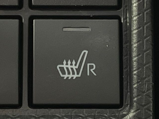 �y�V�[�g�q�[�^�[�z�������ɏd�󂷂�V�[�g�q�[�^�[!�G�A�R����葁�����܂��Ă����̂Ŋ�����̐l�����S�ł��ˁ�G�A�R���̉����͊������邩����A�Ƃ������ɂ����������߂ł��B