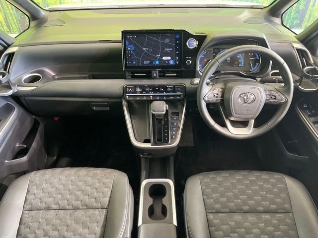 ヴォクシー1.8 ハイブリッド S-Z