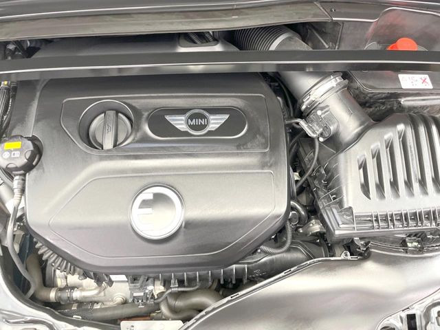 �����X�ł́A�e���[�J�[�̐�p�f�f�e�X�^�[�𓱓��B���Ǝ��i�����e�N�j�J���X�^�b�t���풓���Ă���܂��̂ŁA������̍ۂɂ����S���Ă����p���������܂��B