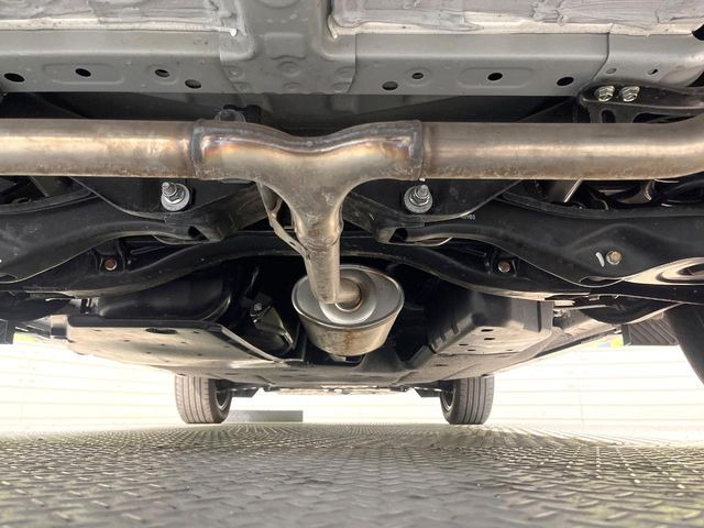 下回りがきれいなうちに、防錆加工の施工がオススメ。降雪地域はもちろん、沿岸部にお住いの方や、趣味でマリン・ウィンタースポーツをされる方にご好評いただいております。