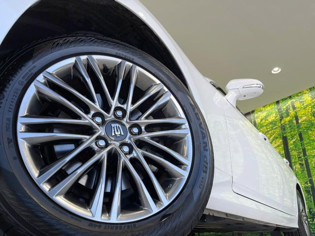 �y�����A���~�z�C�[���z�O�ςɃ}�b�`���������A���~�z�C�[���𑕒����Ă���܂��B�e��ЊO�A���~�z�C�[����A�X�^�b�h���X�^�C�����戵�����Ă���܂��B���񂲑��k����������