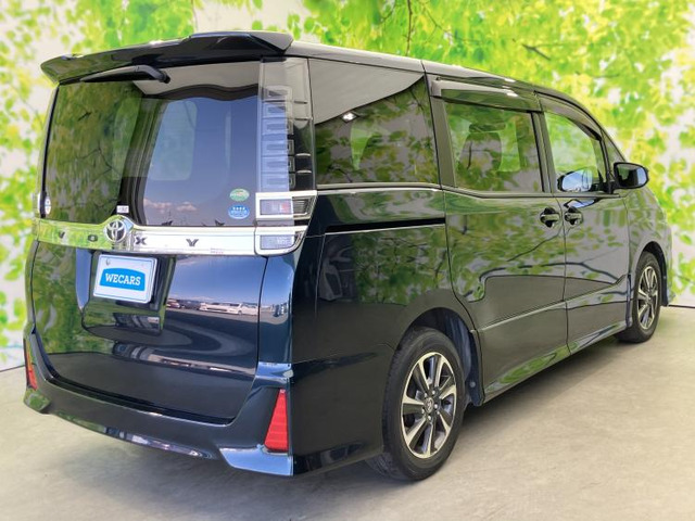 ヴォクシー2.0 ZS