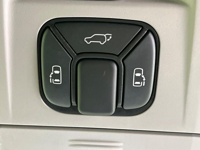 �y�����p���[�X���C�h�h�A�z�X�}�[�g�L�[��^�]�Ȃ̃X�C�b�`�Ō�ȗ����X���C�h�h�A�̊J���\���d��������͂����ăh�A���J����K�v�������A�����Ȃ��q�l�ł��ȒP�ɊJ���߂ł����K�ł���