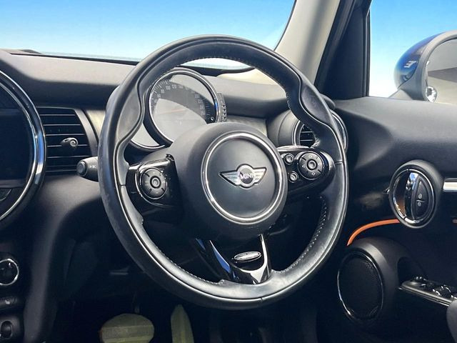 ���n���h�����̃X�������Ȃ��A���ꂢ�ȏ�Ԃ��ێ����Ă���܂��B�e�X�C�b�`���̓�����m�F�ς݂ł��B