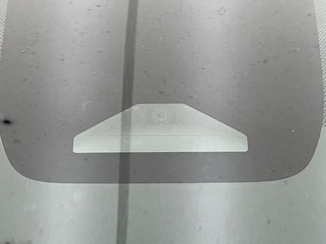 �y�g���^�Z�[�t�e�B�Z���X�z���s���ɑO���̎ԗ�����F�����A�Փ˂������Ȏ��͌x��ƃu���[�L�ŏՓˉ���Ɣ�Q�y�����A�V�X�g�B�����S�Ƀh���C�u�����y���݂��������܂��B