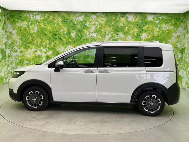 フリード1.5 クロスター