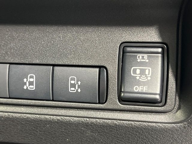 セレナ1.4 e-POWER ハイウェイスターV 90周年記念車