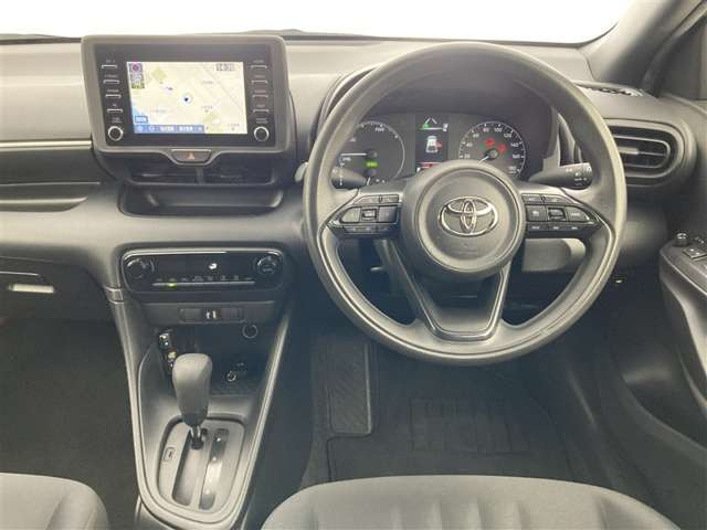 ヤリス1.5 ハイブリッド X