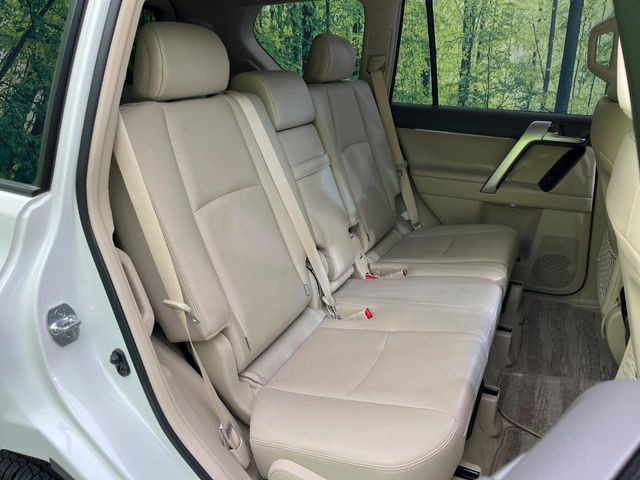 �L�X�Ƃ���2��ڃV�[�g�͋��Z���������A���S�n�����K!�F�B��Ƒ��Ƃ̂��o�����ɂ҂�����ł��B�x�r�[�V�[�g��`���C���h�V�[�g�g�p�������K�ɂ��߂�������������\���ȋ�Ԃ��m�ۂ��Ă��܂��B