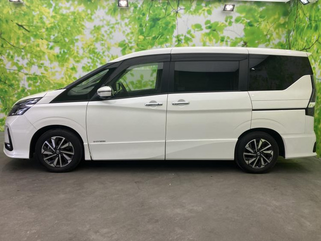 セレナ2.0 ハイウェイスターV