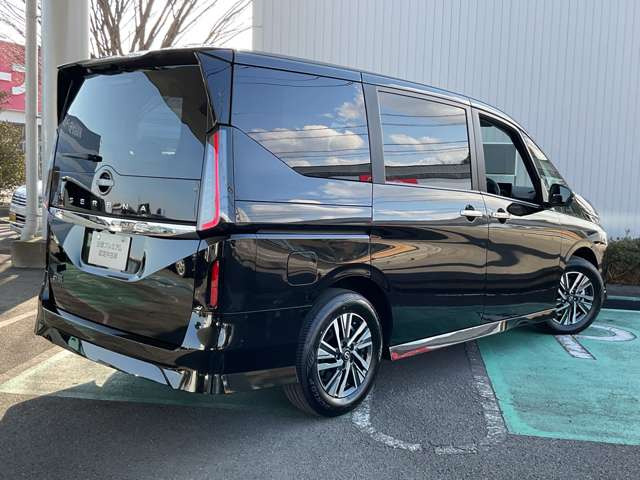 セレナ2.0 ハイウェイスターV