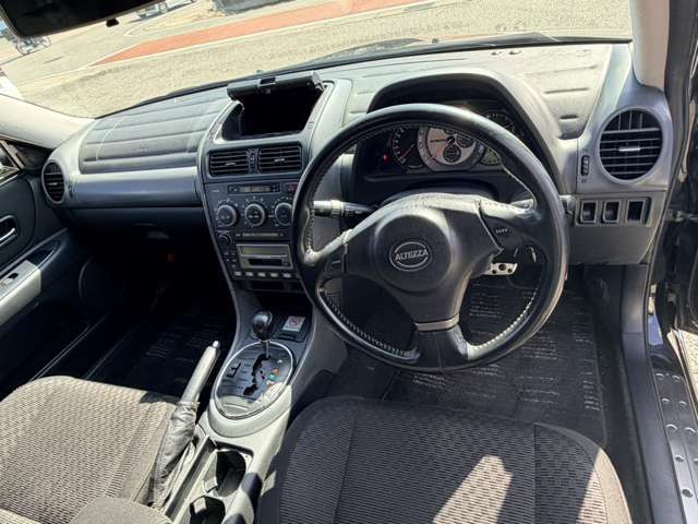 アルテッツァ2.0 RS200 Zエディション