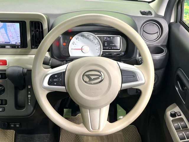 �y�X�e�A�����O�X�C�b�`�z�^�]���A�O������ڐ������炷���ƂȂ��A�I�[�f�B�I���̑��삪�\�ȕ֗��@�\!���S&���K�ȃh���C�u�����o���Ă���܂���