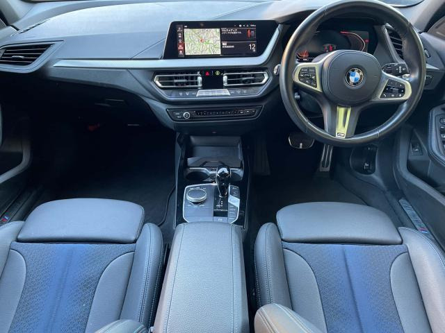 1シリーズ118d Mスポーツ