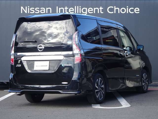 セレナ1.2 e-POWER ハイウェイスターV