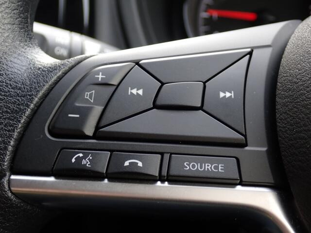 �X�e�A�����O�X�C�b�`�ł��B