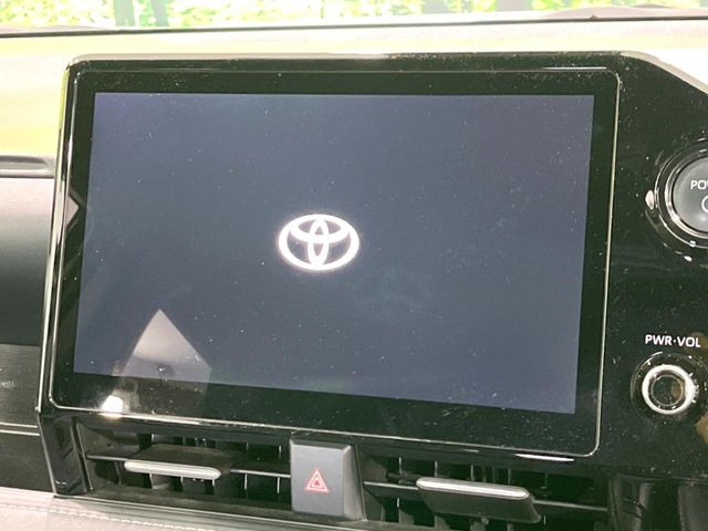 �y10.5�C���` �f�B�X�v���C�I�[�f�B�I�z���ʂ̃f�B�X�v���C��AppleCarPlay��AndroidAuto�����p�\�B�傫�ȉ�ʂŃX�}�z�i�r�A�v���������p���������܂���