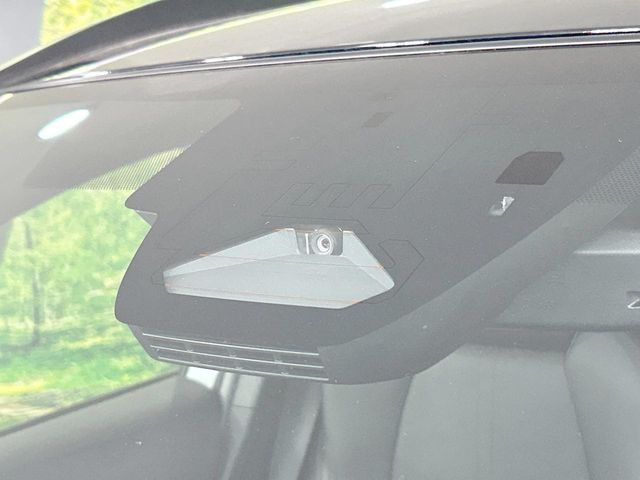 �y�g���^�Z�[�t�e�B�Z���X�z���s���ɑO���̎ԗ�����F�����A�Փ˂������Ȏ��͌x��ƃu���[�L�ŏՓˉ���Ɣ�Q�y�����A�V�X�g�B�����S�Ƀh���C�u�����y���݂��������܂��B