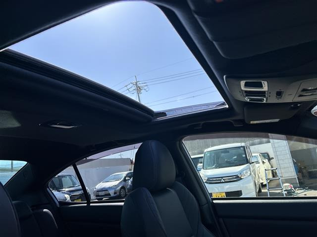 WRXS4 2.0 GT-S アイサイト 4WD