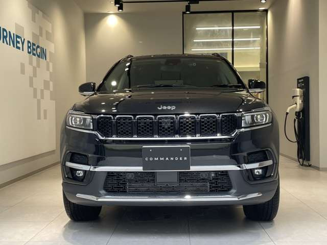 コマンダー2.0 リミテッド ディーゼル 4WD