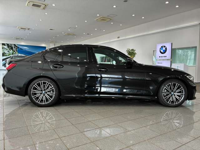 3シリーズセダン320i Mスポーツ