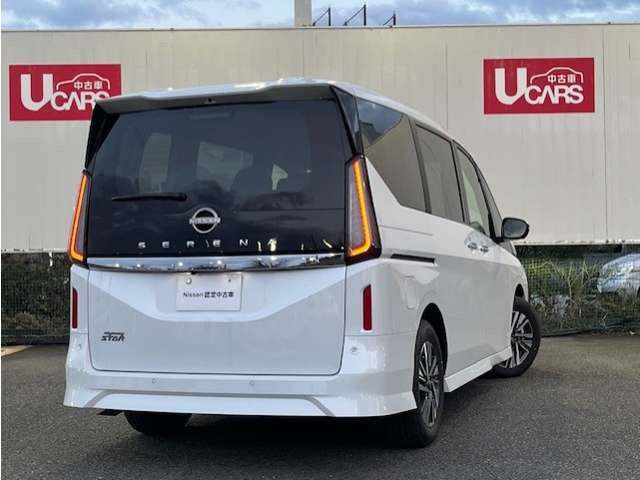 セレナ2.0 ハイウェイスターV