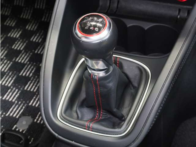 S1スポーツバック2.0 4WD