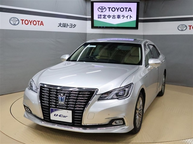 クラウンハイブリッド 2.5 ロイヤルサルーン