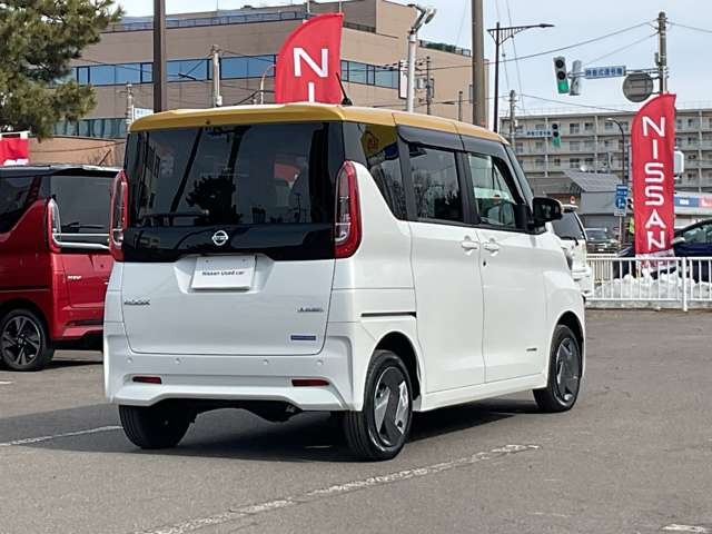 ルークスX 4WD