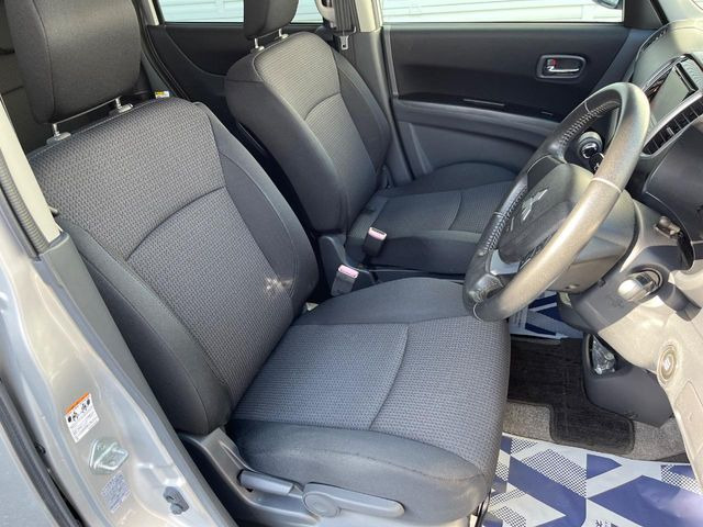 �^�]�ȃV�[�g���͎g�p�������Ȃ��A�ǍD�ȏ�ԂƂȂ��Ă��܂��B���J�Ɏg���Ă������Ƃ��悭�킩��܂��ˁB