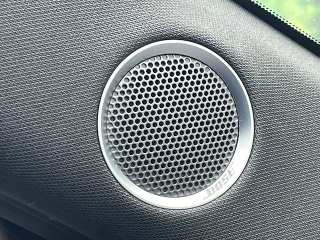 �yBOSE�T�E���h�V�X�e���z�Տꊴ���ӂ��N���A�ȉ����Ɣ��͂̂���ቹ�ŁA���s���ł����C�u���o�̃T�E���h��������ԓ��̂ǂ̐Ȃł����������y���߂܂�!