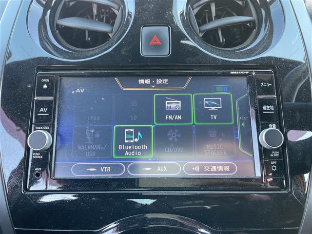 ノート1.2 e-POWER X ブラックアロー