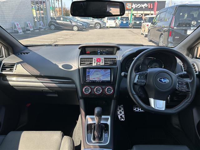 WRXS4 2.0 GT-S アイサイト 4WD