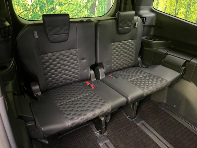 3��ڃV�[�g�͂�������ԗǍD����l�ł��������ƍ����Ē����܂��̂ŁA��l���ł̂��o���������N���N�ł��􂲉Ƒ��ŁA�C�̒m�ꂽ���ԂŁA�h���C�u�ɍs���̂��y���݂ł��ˁ�